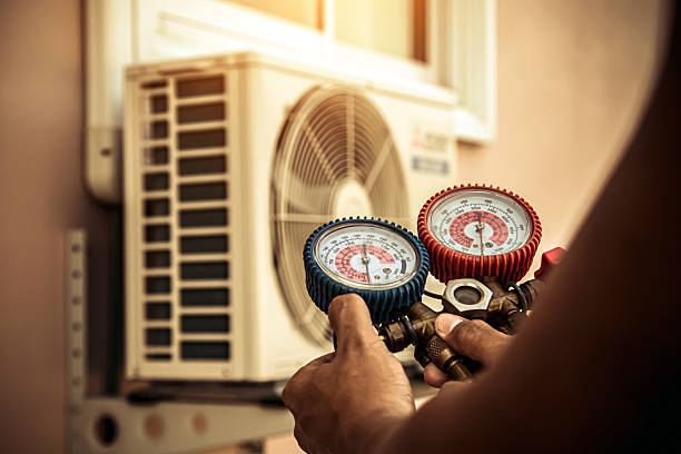 Professional Hvac technician working in Grafton, WI